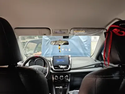 Toyota Yaris L