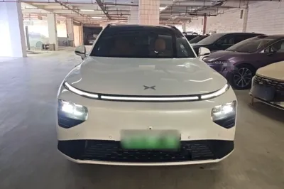 Xpeng G9
