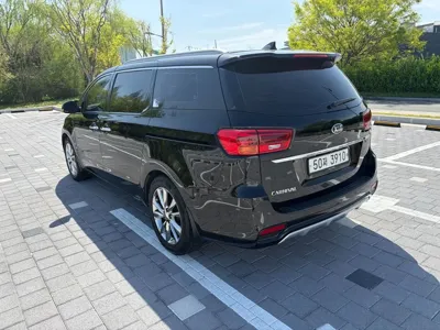 Kia Canival