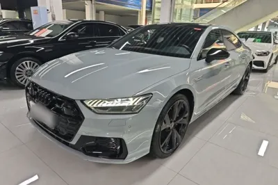 Audi A7L
