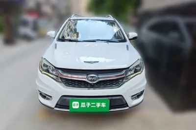 BYD S7