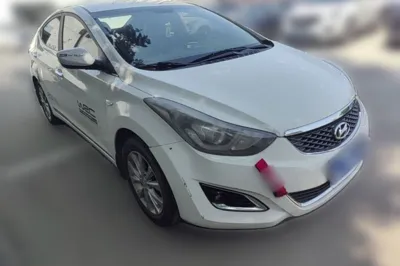 Hyundai Elantra (5th Generation