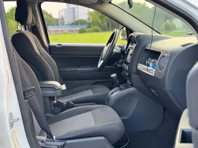 Jeep Compass (Import)
