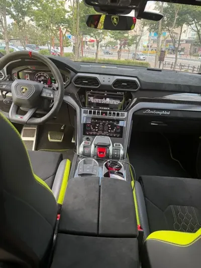 Lamborghini Urus