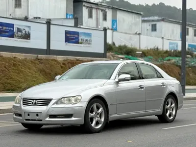 Toyota Reiz