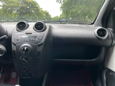 BYD F0