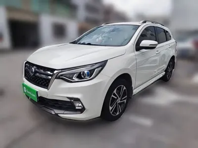 Venucia T70