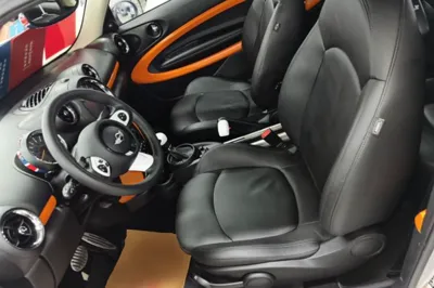 MINI Paceman