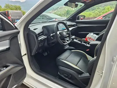 MG MG5 Scorpio