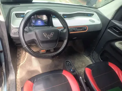 Wuling MINIEV