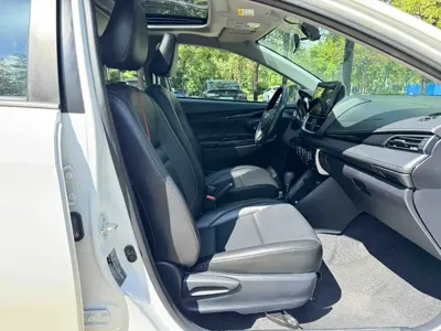 Toyota Yaris L