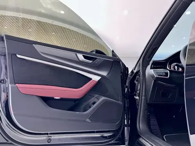 Audi A7L