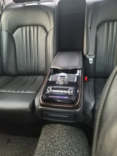 Genesis EQ900