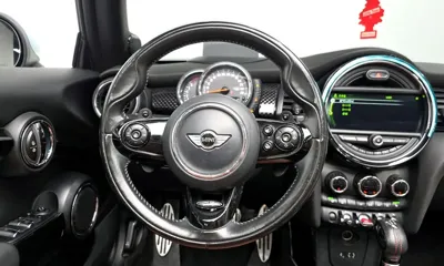 MINI Cooper Convertible