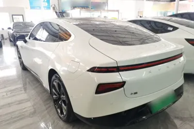 Xpeng P7