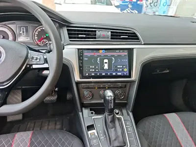 Volkswagen Lamando