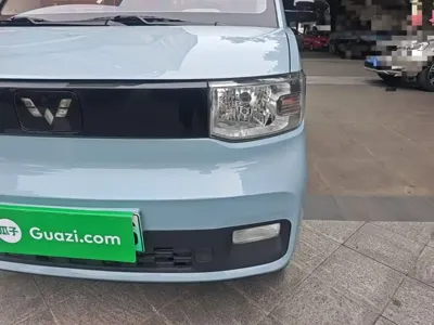 Wuling MINIEV