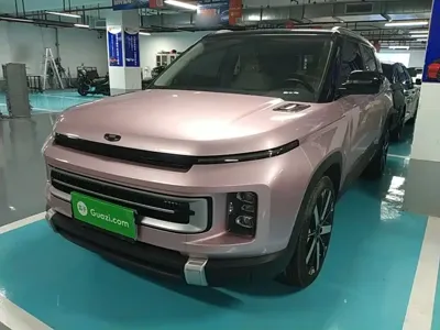 Geely ICON