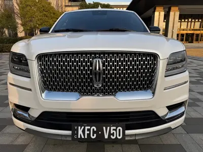 Lincoln Navigator