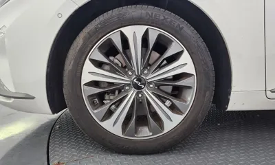 Kia K8
