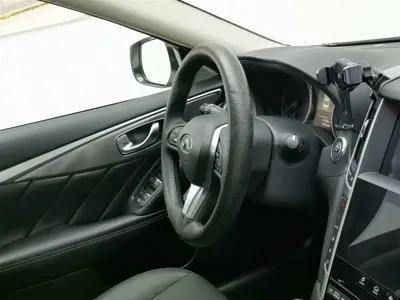Infiniti Q50L