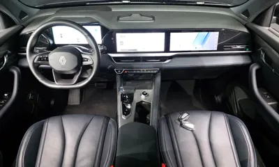 Renault-KoreaSamsung Grand Koleos