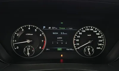 Genesis EQ900