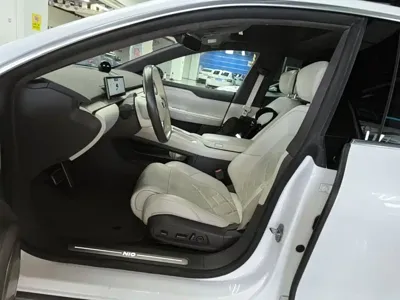 Nio ET7