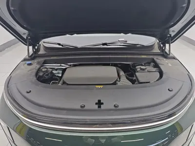 Li Auto Li L6