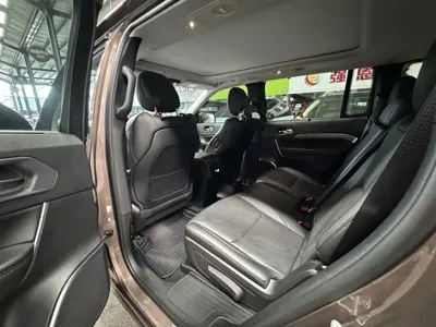 Jeep Grand Commander