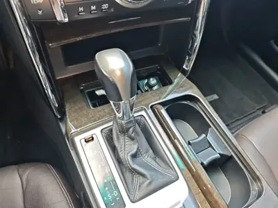 Toyota Reiz