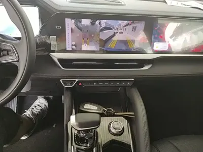 Geely Xingyue L