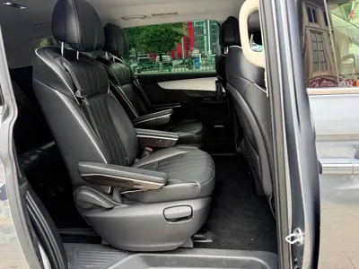 Roewe iMAX8