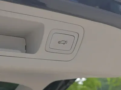 Roewe iMAX8