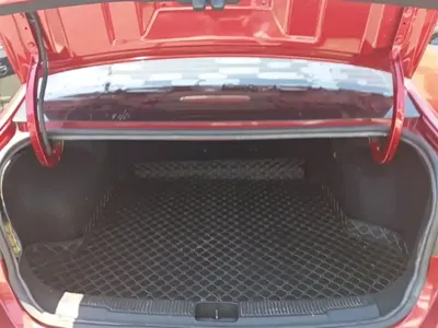 Roewe i5