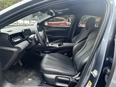 BYD 海豹06
