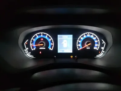 BAIC X3