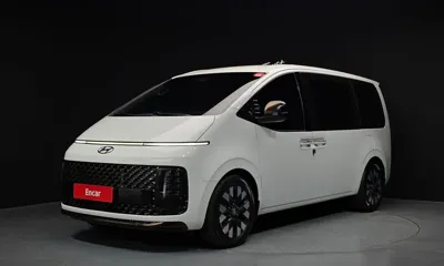 Hyundai Staria