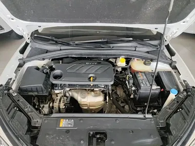 Roewe i5