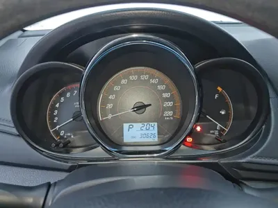 Toyota Yaris L