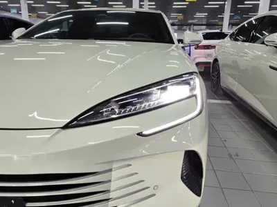 BYD Seal 07 DM-i
