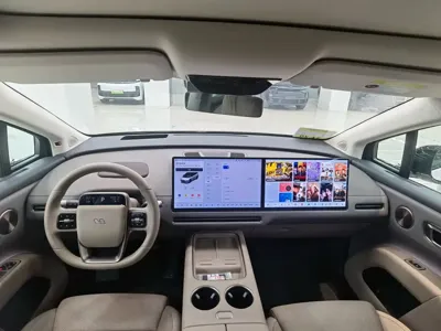 Li Auto 理想i8