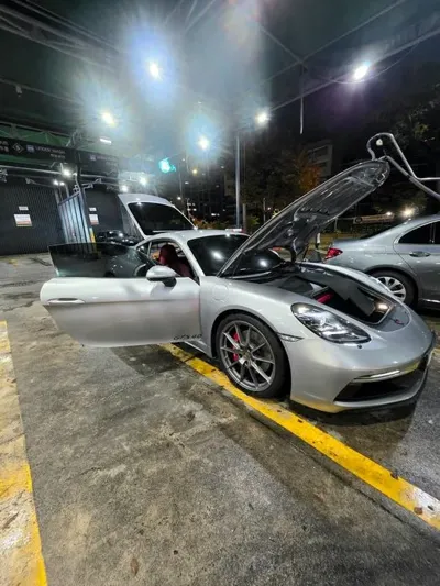 Porsche 718