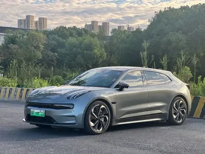 Zeekr 001