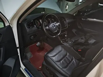 Volkswagen Tiguan L