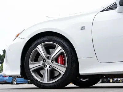Lexus RC
