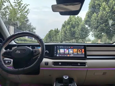 Geely ICON
