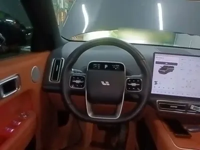 Li Auto Li L8