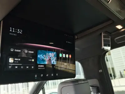 Nio ES8
