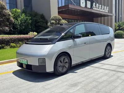 Li Auto Li MEGA